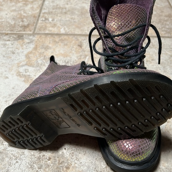 Dr. Marten Pascal Boots Violet Mirror Iridescent Rainbow Mermaid Suede Leather - Picture 10 of 16